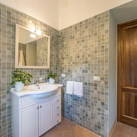 Casa Pippin 8, Emma Villa Cortona