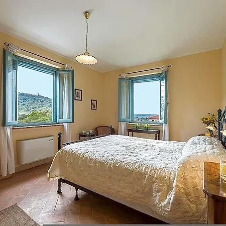 Casa Pippin 8, Emma