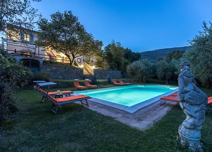 Casa Pippin 8, Emma Кортона