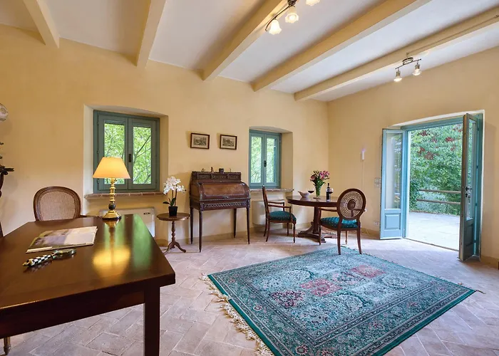 Casa Pippin 8, Emma *